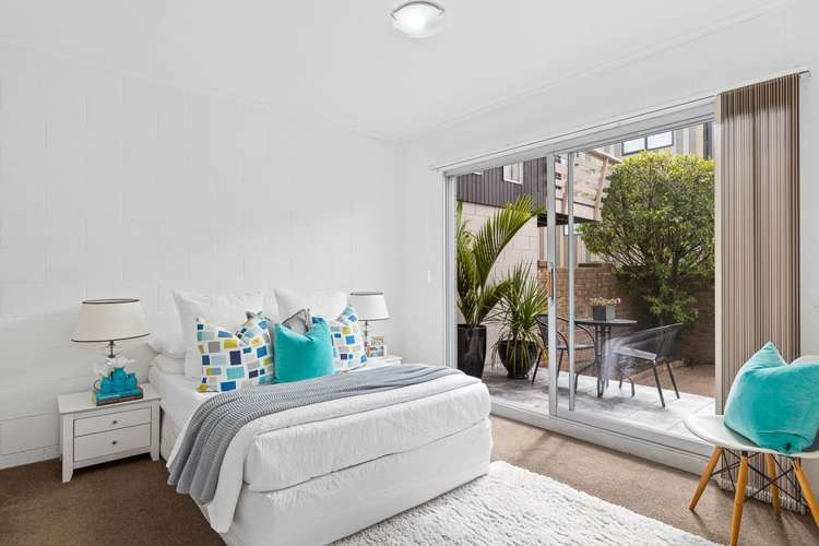 2/50a Taharoto Road Takapuna_10