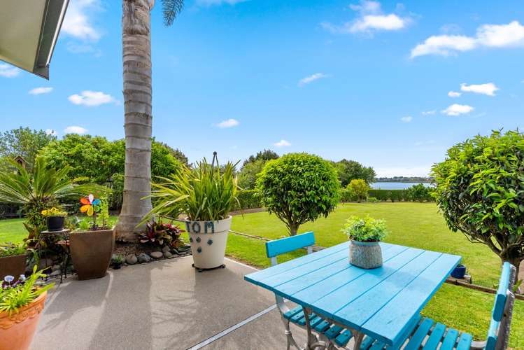 16 Pescara Point Karaka_18