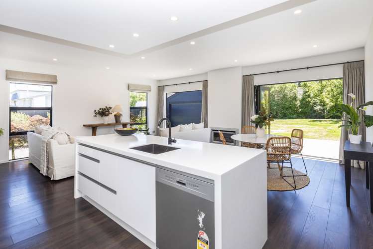 93 Edgeware Road Saint Albans_14