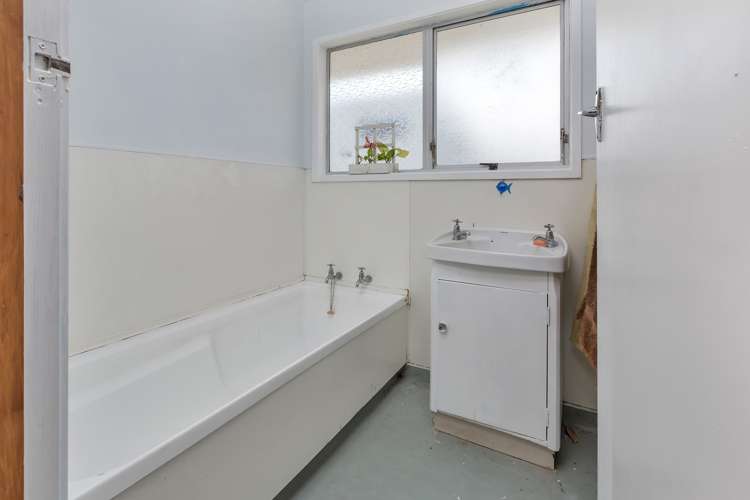 4 Paramount Parade Tikipunga_10