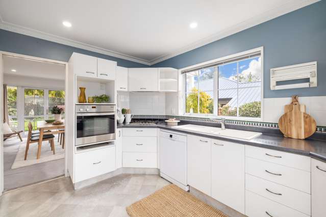 88 Lake Terrace Road Burwood_4