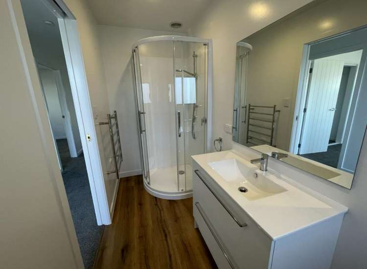 2/10 Mathieson Street City Centre_8