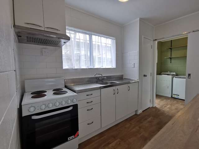1/60 Avenue Road 10057_1