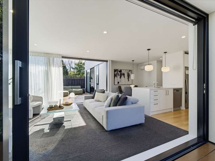 275 Hills Road Mairehau_13