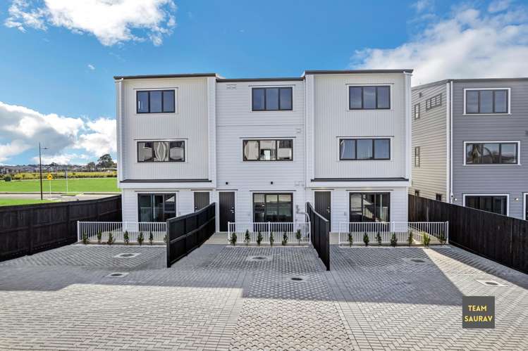 9,11,13 Awhi Way Karaka_8