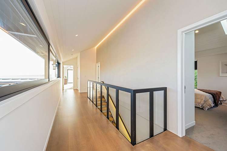 24 Seacliffe Avenue Belmont_17