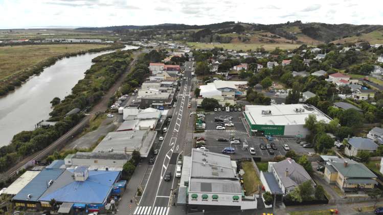 30 Commercial Road Helensville_12