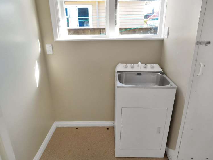 10 Dempsey Street Naenae_10