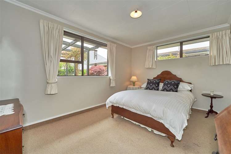 311c Fitzherbert Avenue West End_10