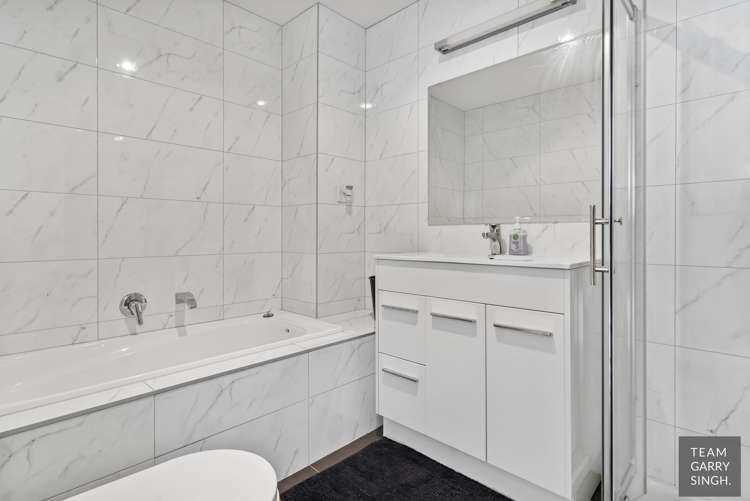 11 Phar Lap Crescent Takanini_14