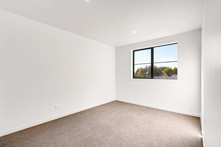 3/91 Shakespeare Street 11373_16
