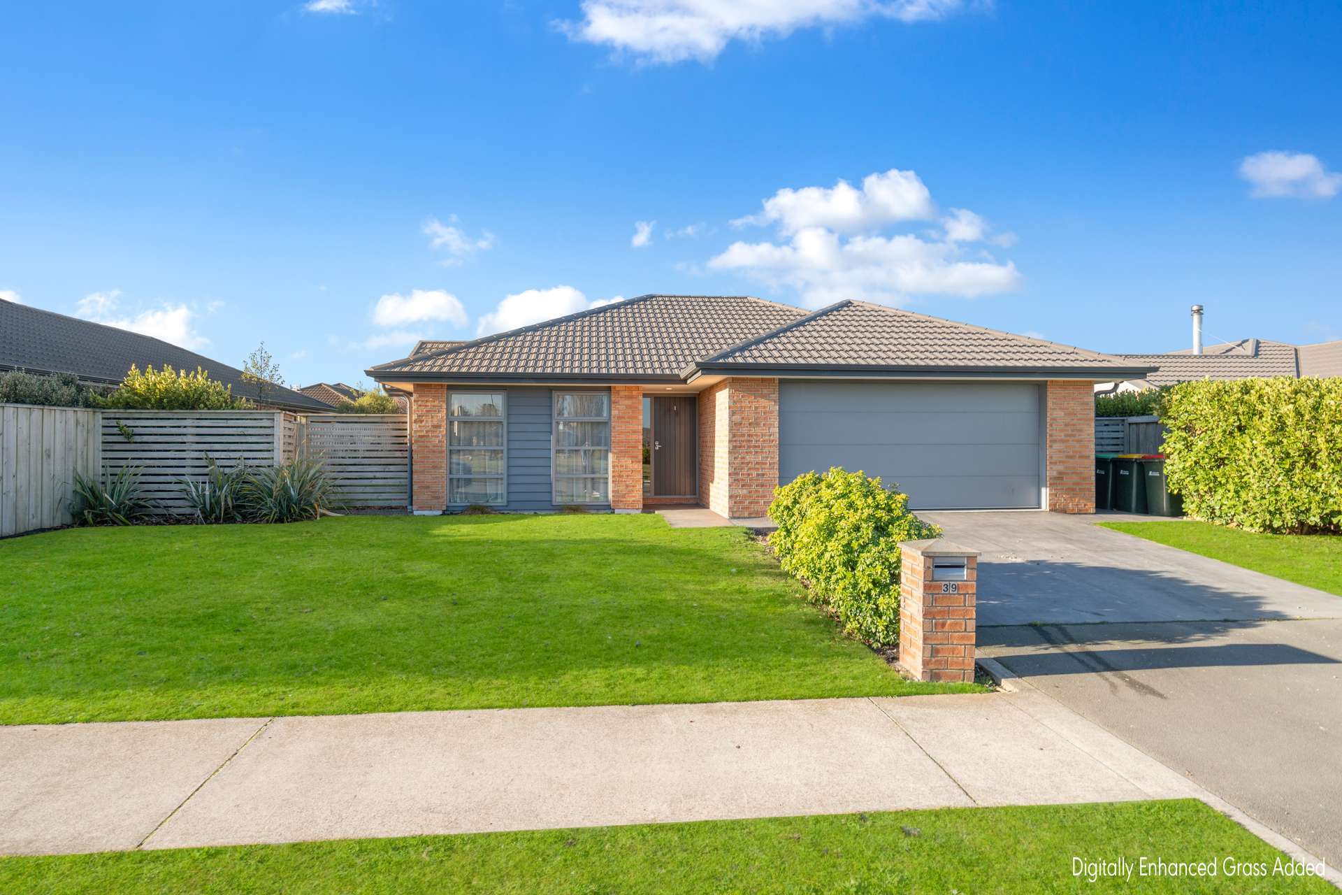 39 Faringdon Boulevard Rolleston_0