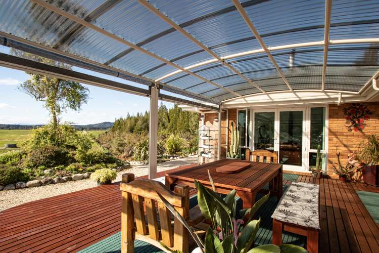 4 Terrace View Hokitika_9