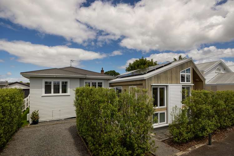 25 Tui Street Point Chevalier_22