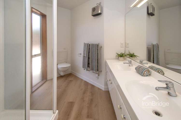 17 Quantock Place Burwood_8