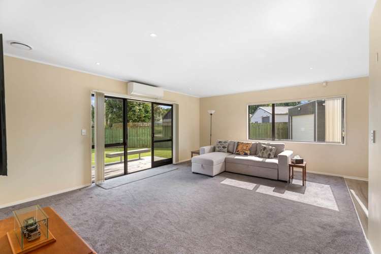 96 McRobbie Road Kingseat_2