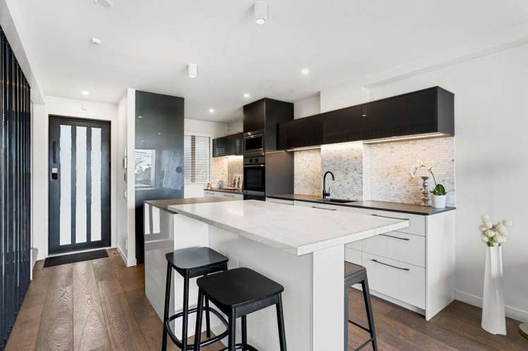 8/6 Waima Street Grey Lynn_17