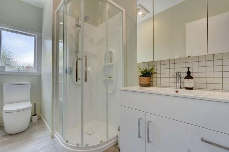 16 Cairnfield Road 11640_9