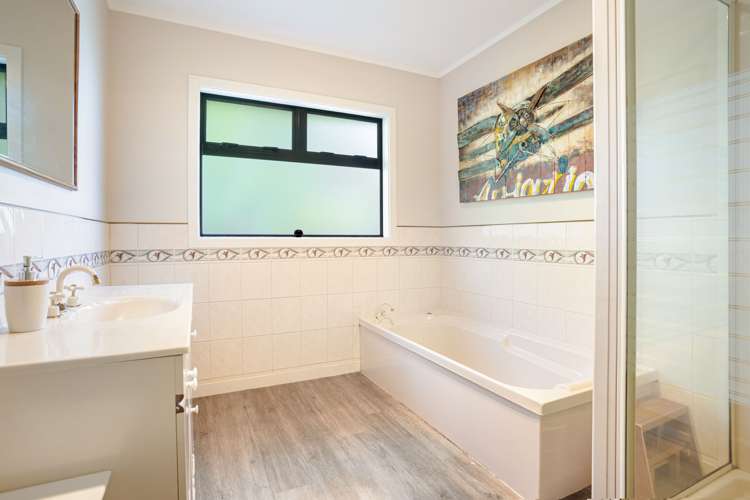 11 Darcy Place Massey_9