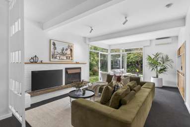 49 Richard Farrell Avenue_1