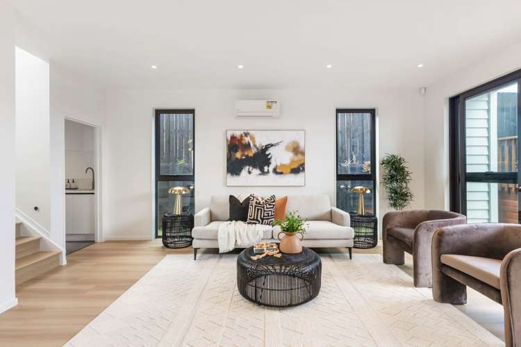 1A-1C Altair Place Windsor Park_6