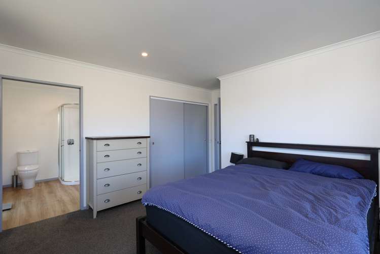 45 Saint Lawrence Street Toi Toi_14