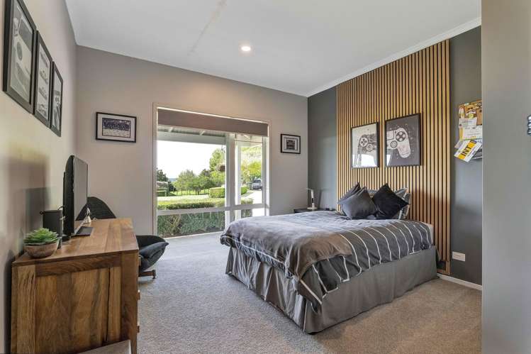 82 Clearview Road Lepperton_21