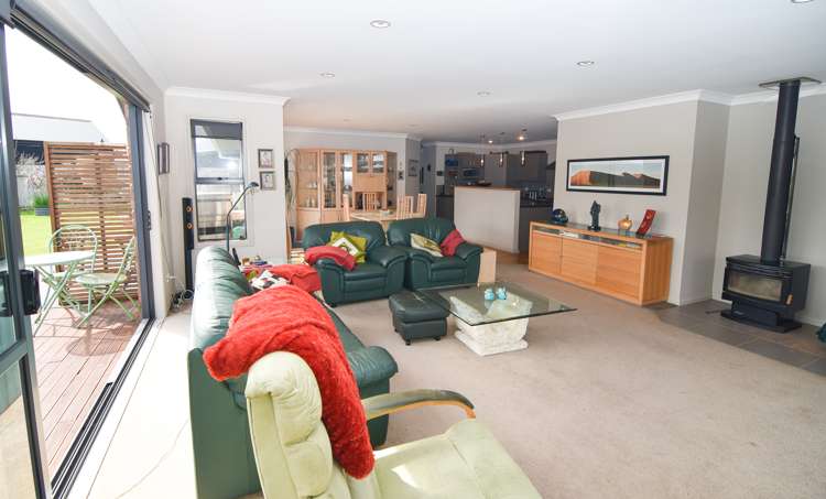 19 Carrington Drive Carterton_9