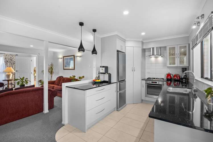 13 Glucina Avenue West Harbour_31