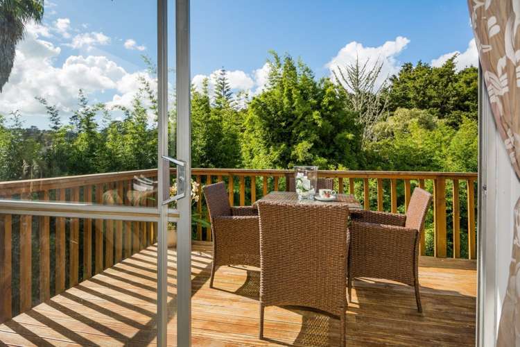 72 Vandeleur Avenue Birkdale_5