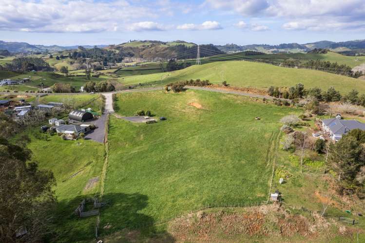 86 Kennedy Road Waikino_5