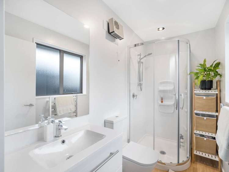 56 Stud Road Yaldhurst_18