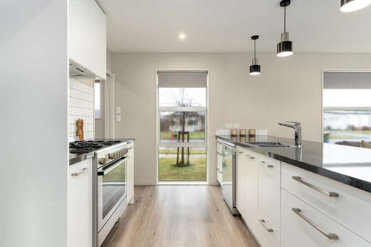 5 Whitehorn Drive Lincoln_1