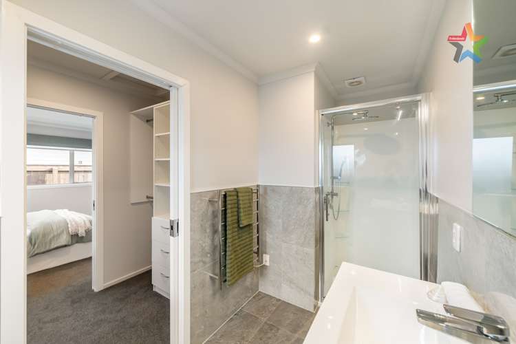 18 Martha Turnell Crescent Manor Park_10