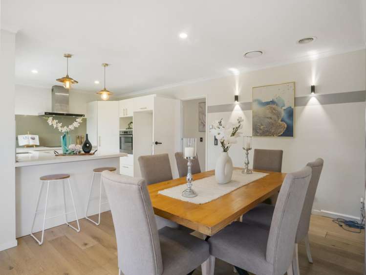 27 Teelin Place Flat Bush_8