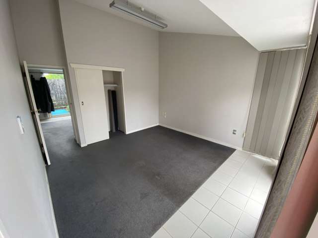 2/15 Rosehill Drive Rosehill_4