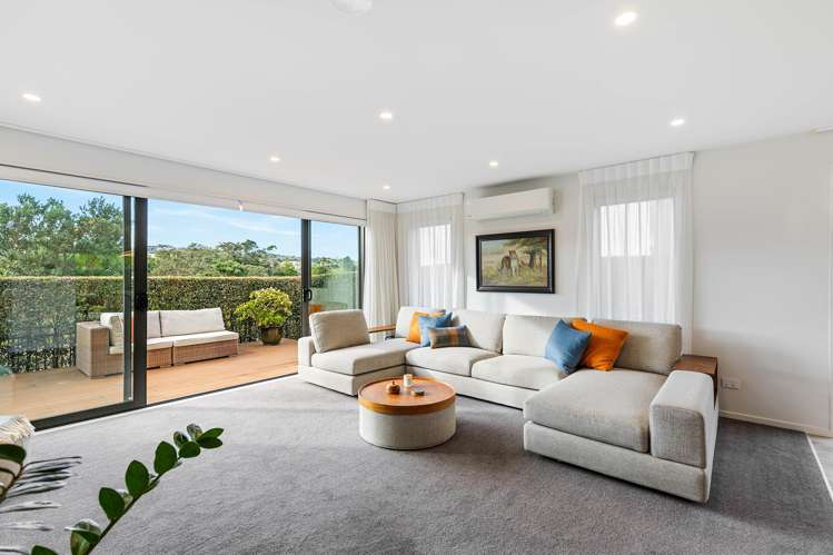 66 Arran Point Parade Orewa_5