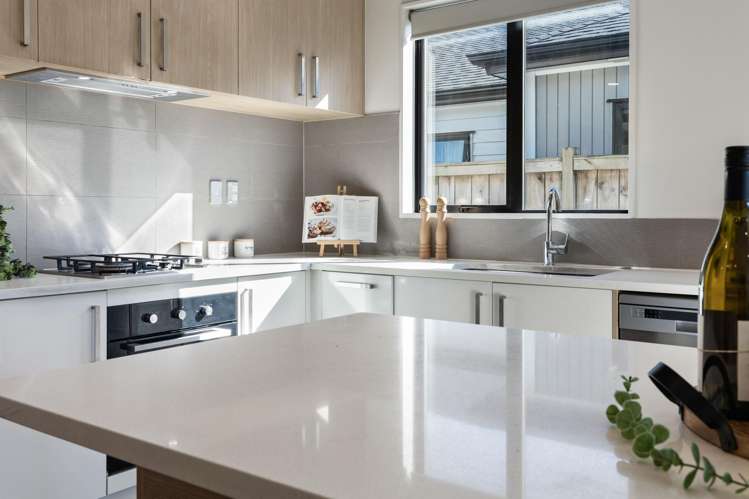 4 Silver Beech Street Takanini_10