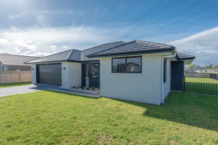 18 West Thompson Street Leamington_24