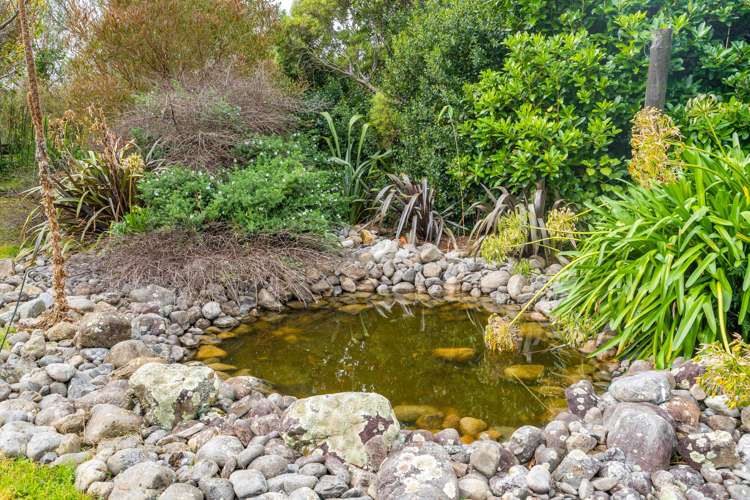 39 Western Lake Road Featherston_19