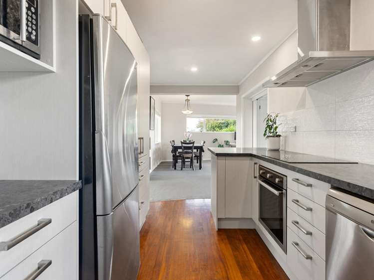 8 Magenta Place Dinsdale_11