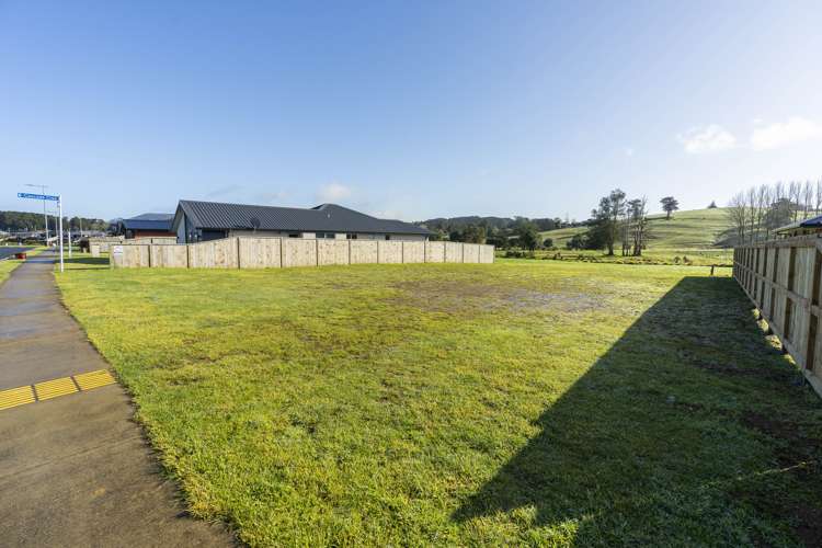 123 Wairau Drive & 20 Harrison Drive Tikipunga_25