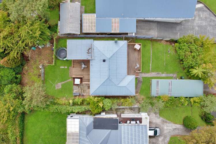 8 Lees Grove Wainuiomata_14