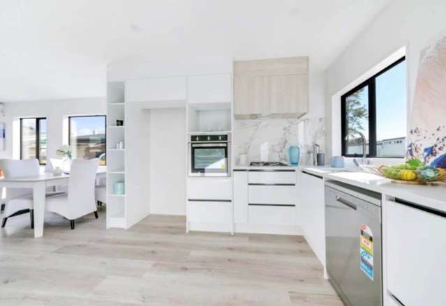 13C Edinburgh Avenue Papakura_2