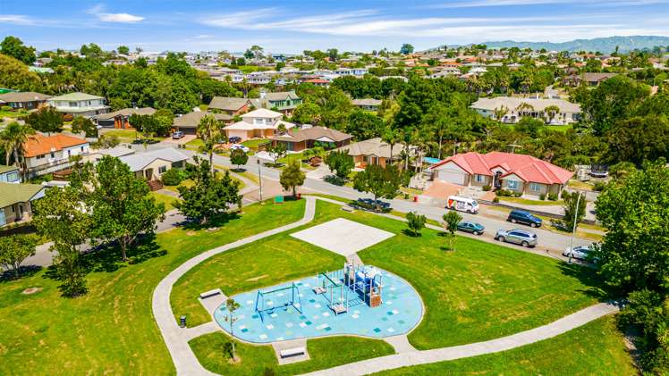 14 Semillon Avenue Henderson_29