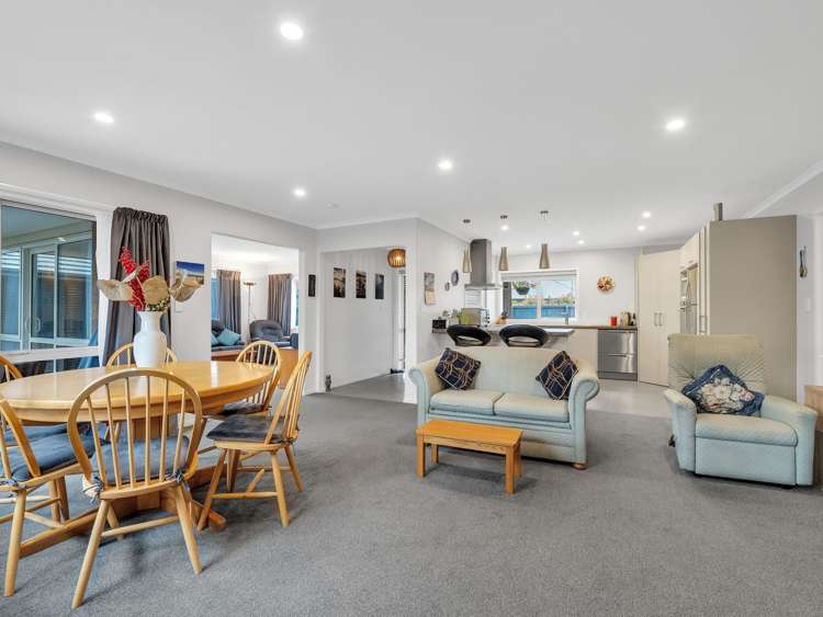 21 Catchpole Place Woodend - Waimakariri_3