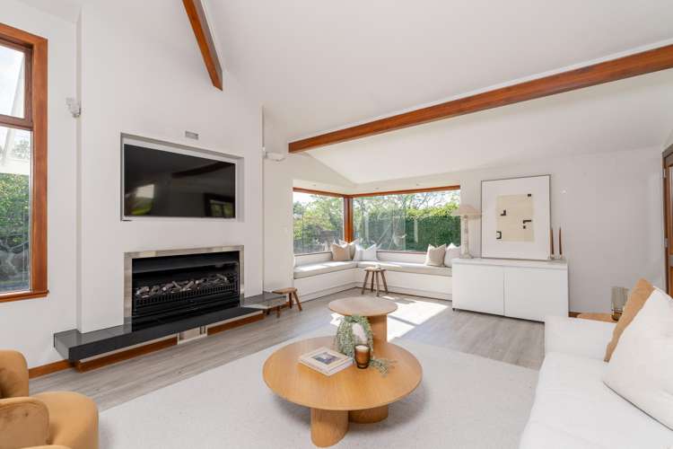 643 Grey Street Hamilton East_10