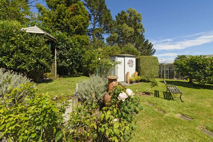 61 Stableford Drive Pyes Pa_20