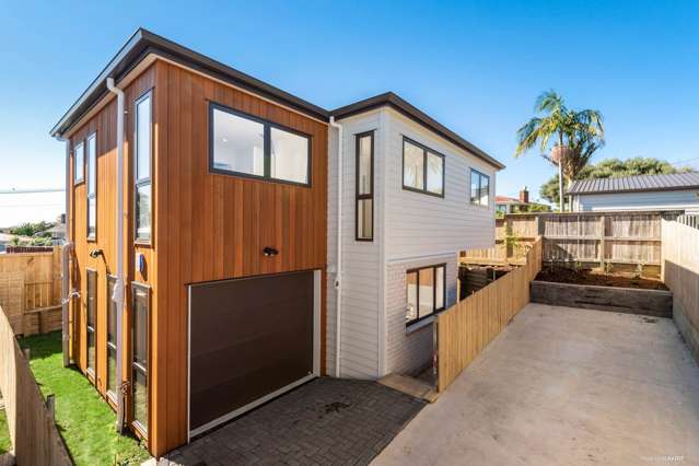 BRAND NEW HOME WITH VIEWS