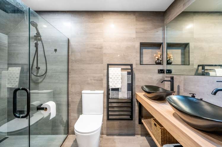 80g Black Road Otatara_13